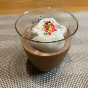 簡単！固めるだけ！チョコムース